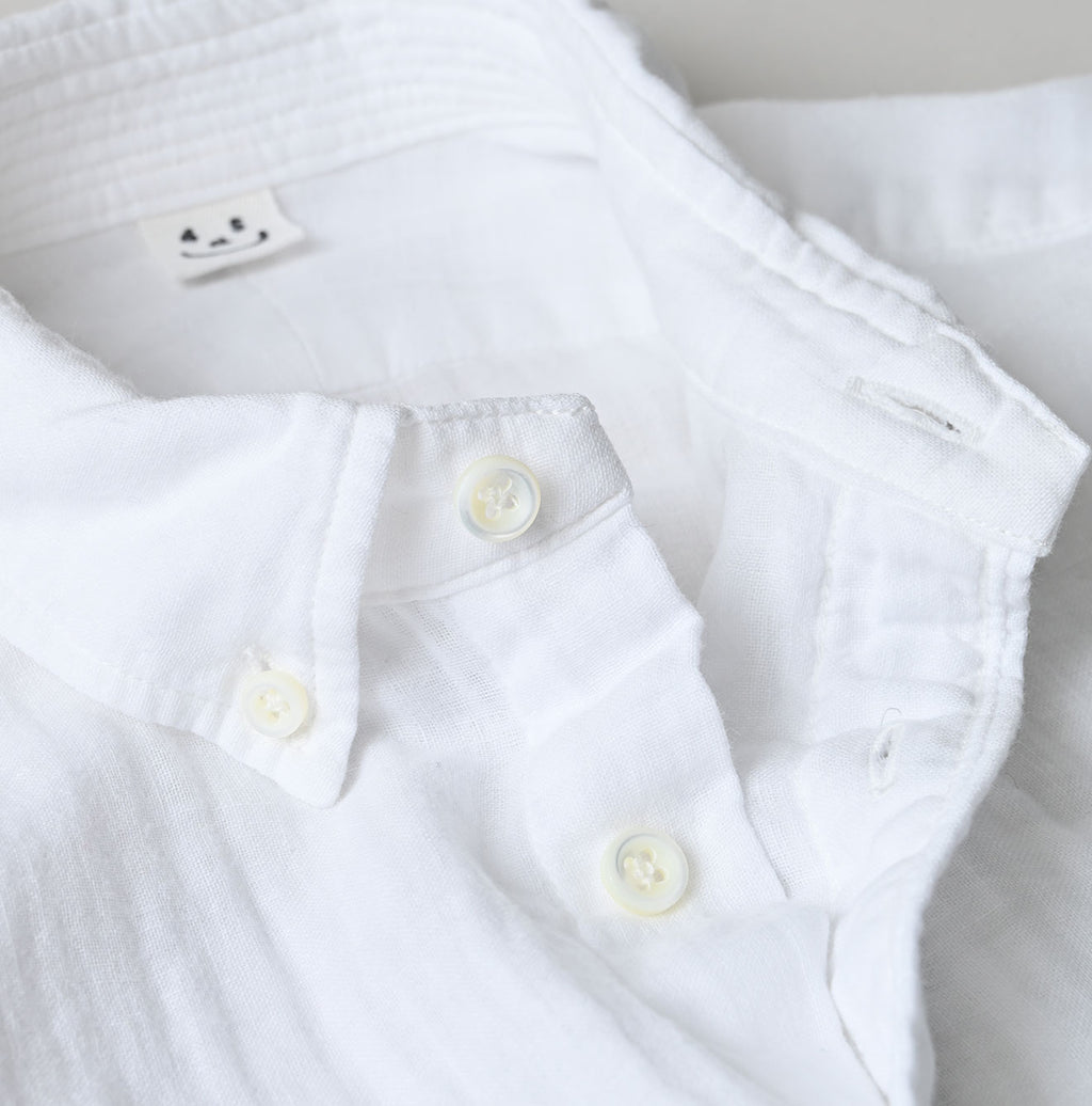 Gauze Double Woven 908 Loafer Button Down Shirt White Detail