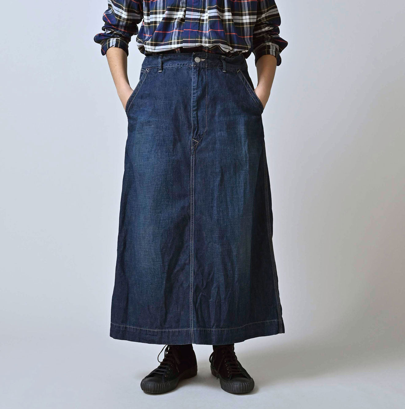 Work Indigo Painter Skirt Zyu Female Model