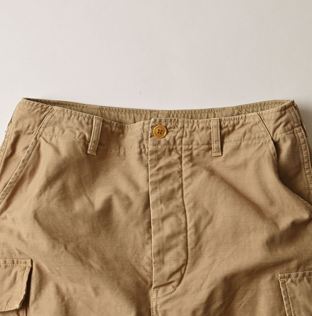 Back Satin Cargo Skirt Detail