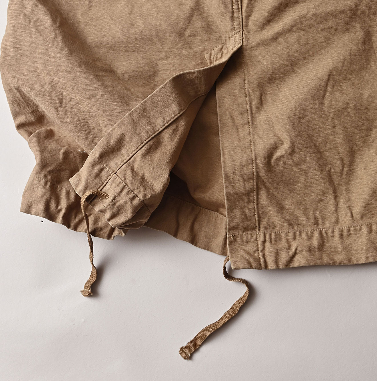 Back Satin Cargo Skirt Detail
