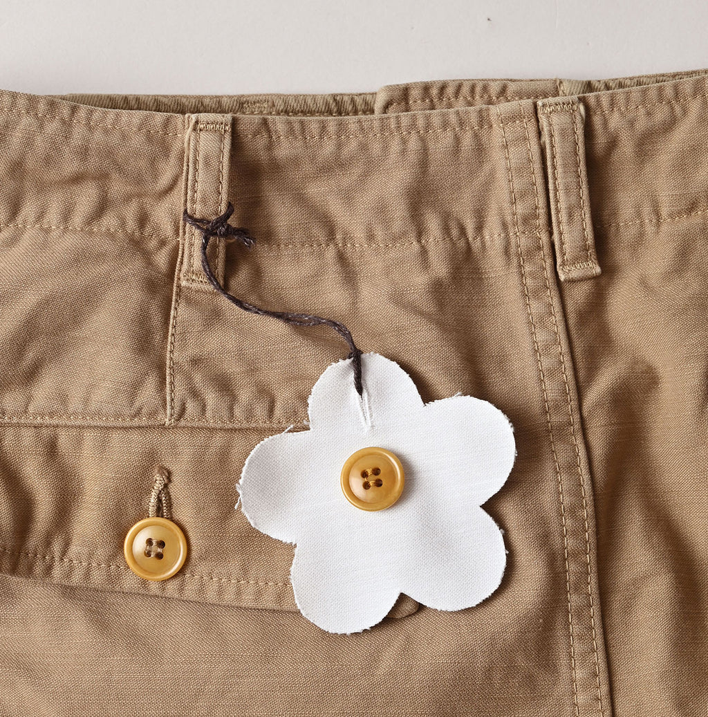 Back Satin Cargo Skirt Detail