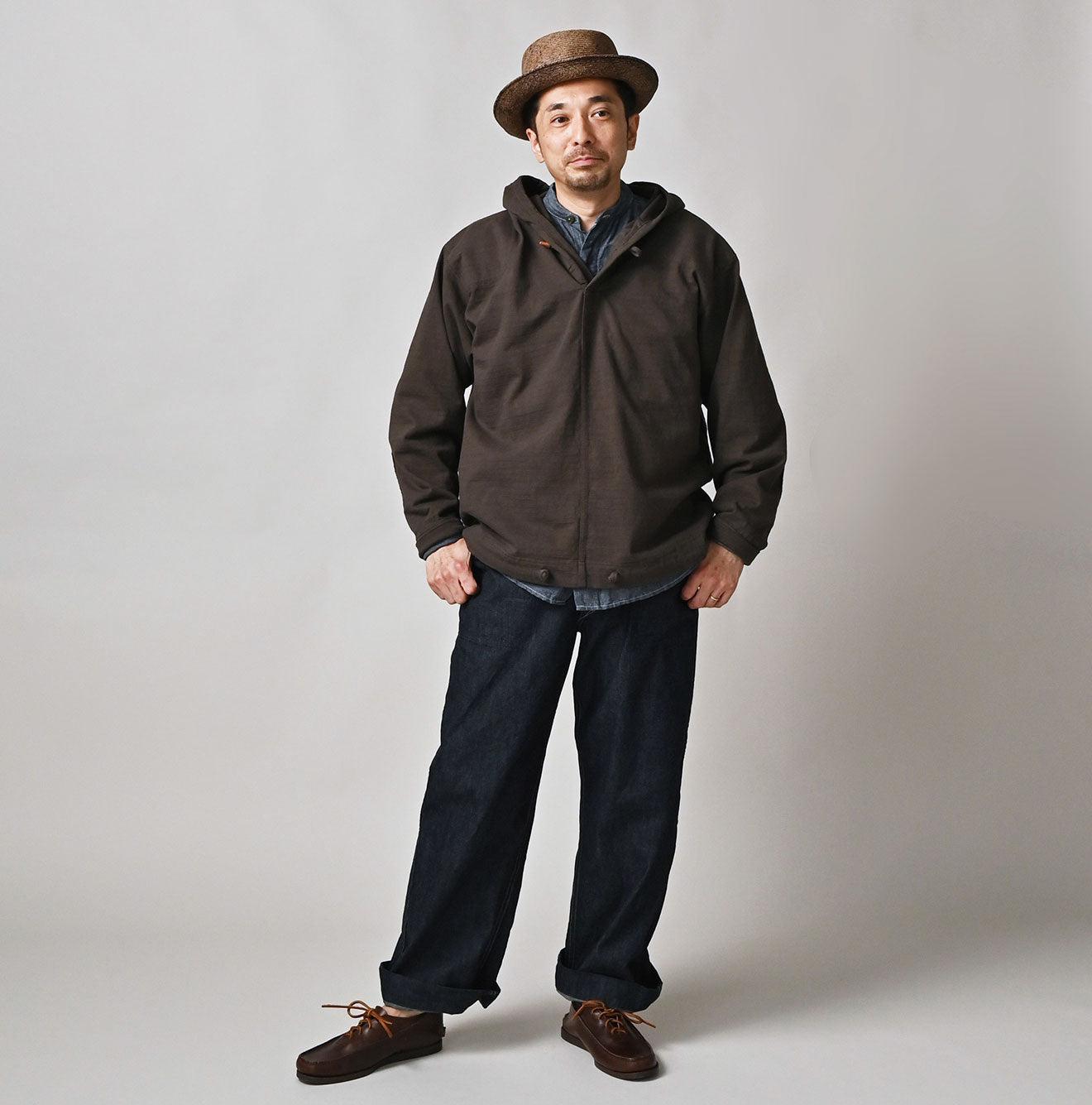 Dekoboko Tenjiku 908 Hoodie Male Model