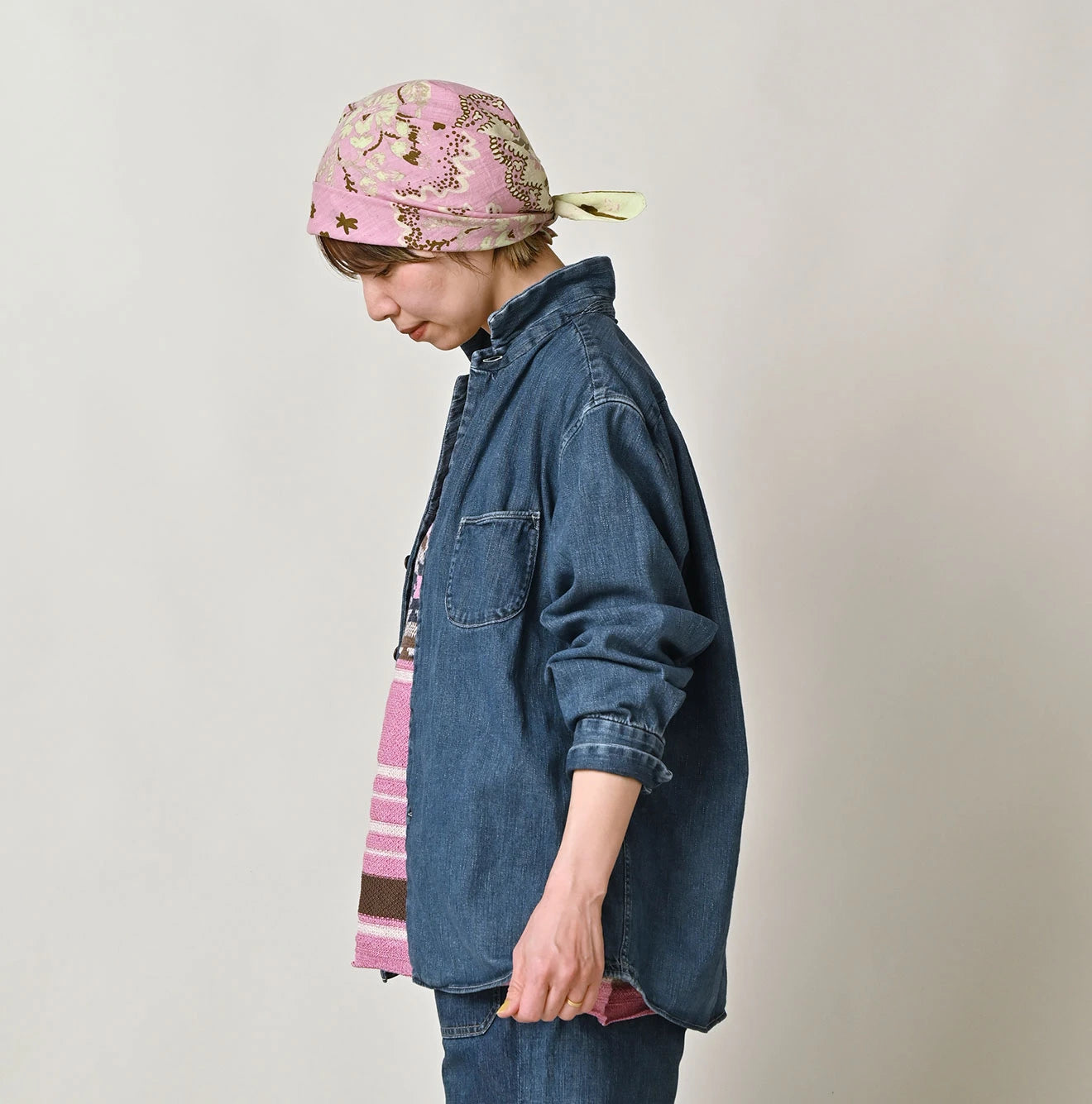 45 Petit Denim 908 Marchal Shirt Female Model