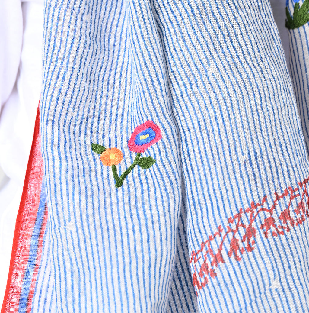 Indian Linen Hickory Embroidery Stole Detail