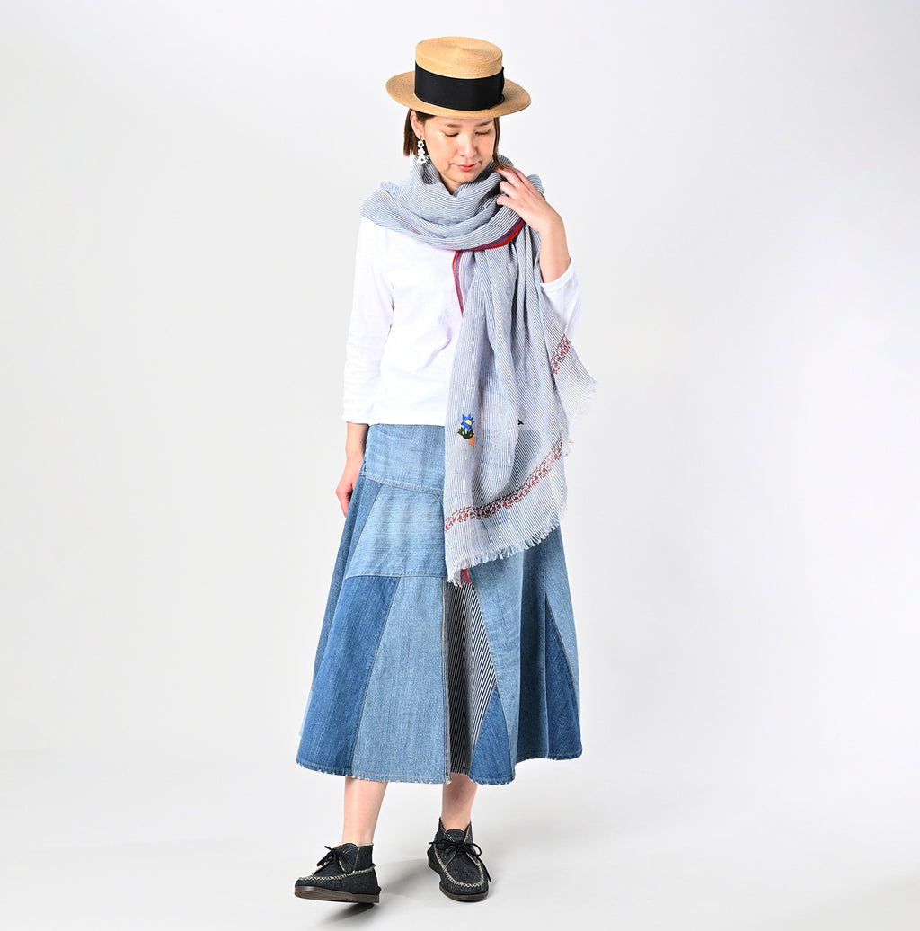 Indian Linen Hickory Embroidery Stole Female Model