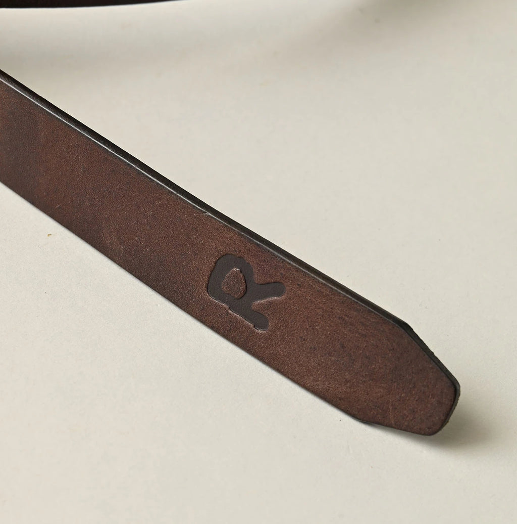 Montana Vintage Leather Belt Narrow Detail