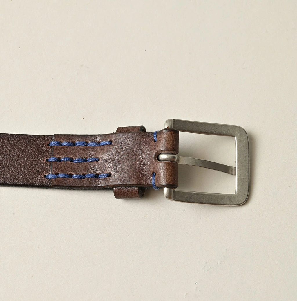 Montana Vintage Leather Belt Narrow Detail