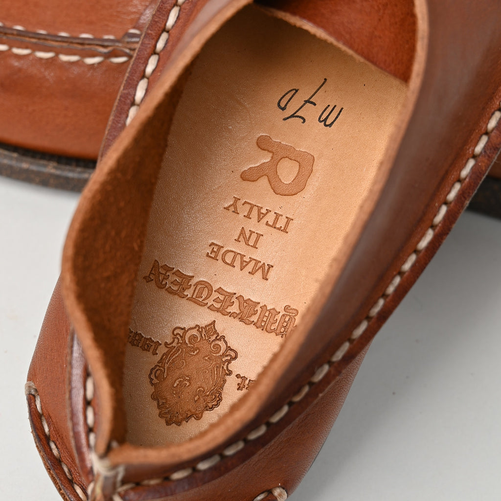 Yuketen Italian All Handsewn Chukka Detail