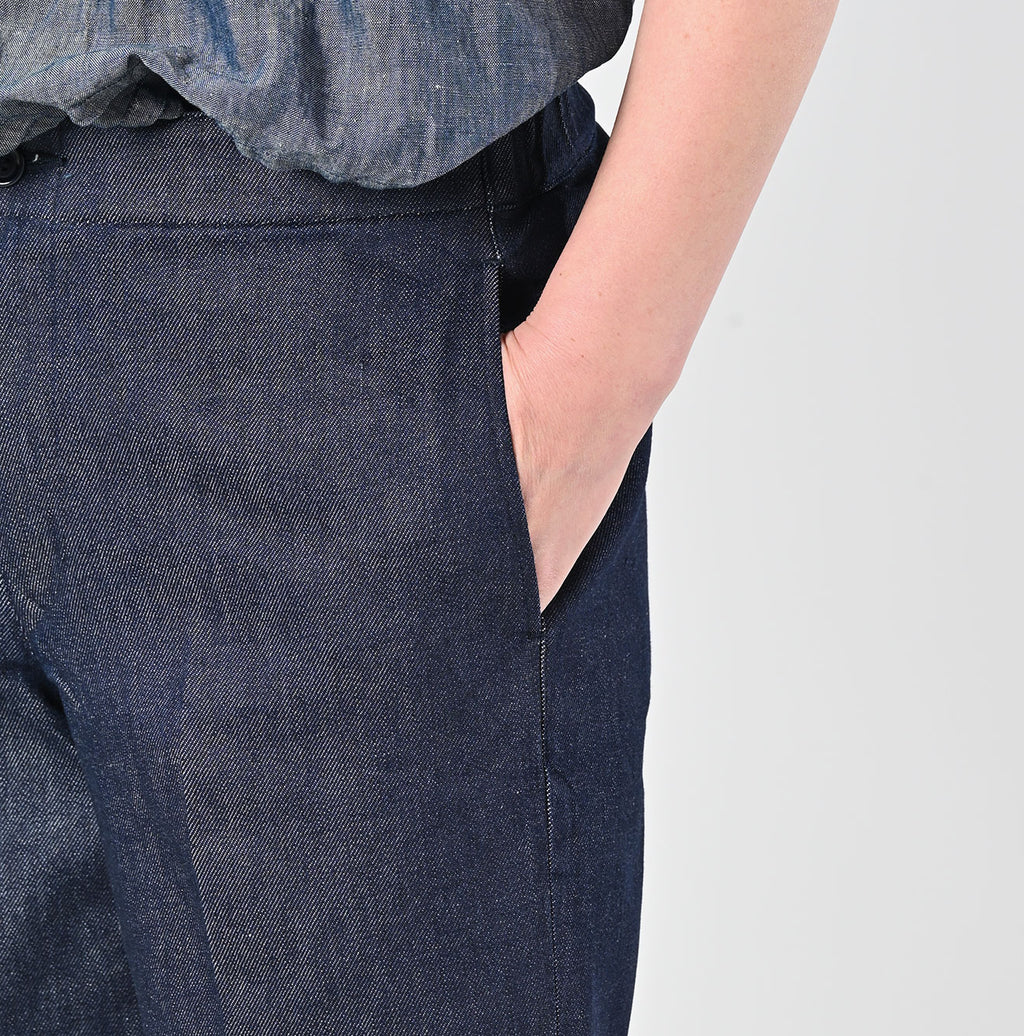 Rye Mugi Streched Denim Sabrina Slacks Detail
