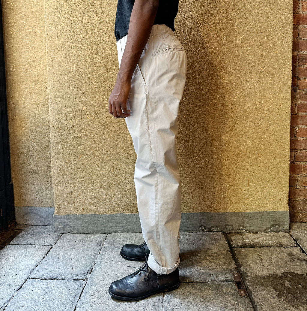 Weather Easy Slacks MEN Male Model