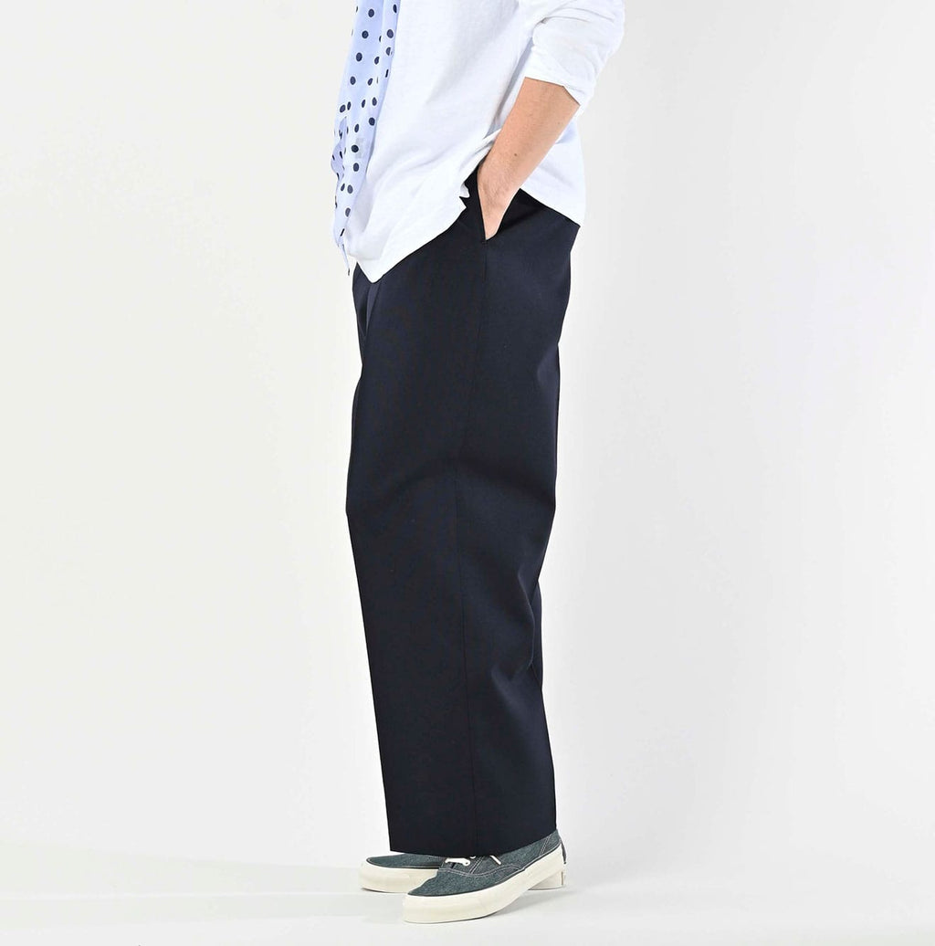Hop Sack Baggy Pants Male Model