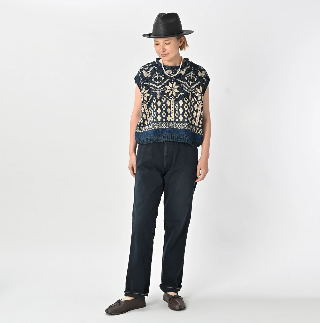 Futatabi Rye Mugi Black Denim Crosby 5 Syou Female Model