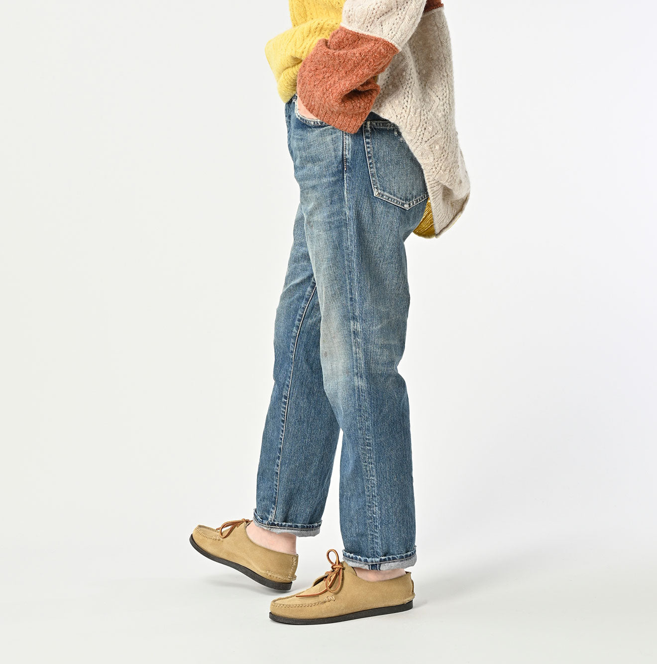 Futatabi Rye Mugi Denim Crosby 5 Heavy A-Wash Female Model