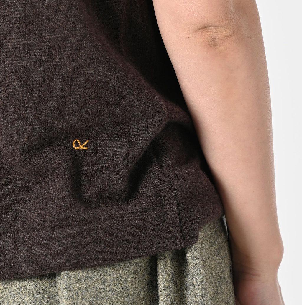 Cashmere T-shirt Detail