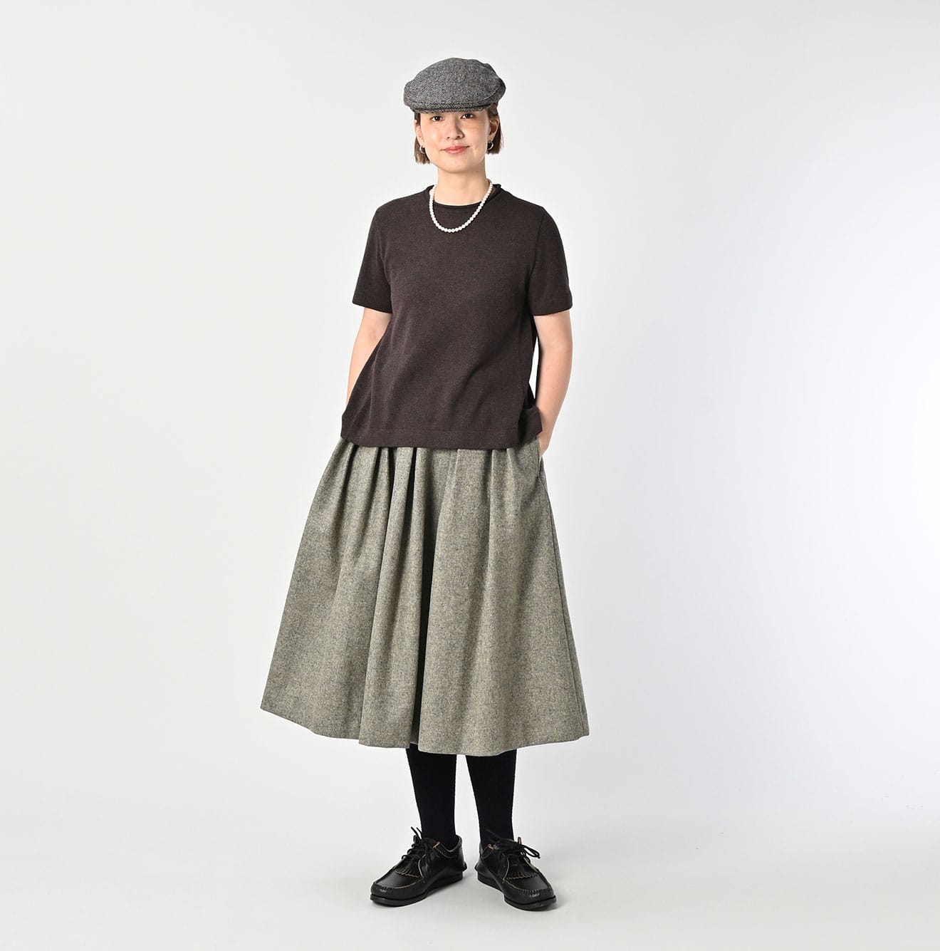 Cashmere T-shirt Female Model
