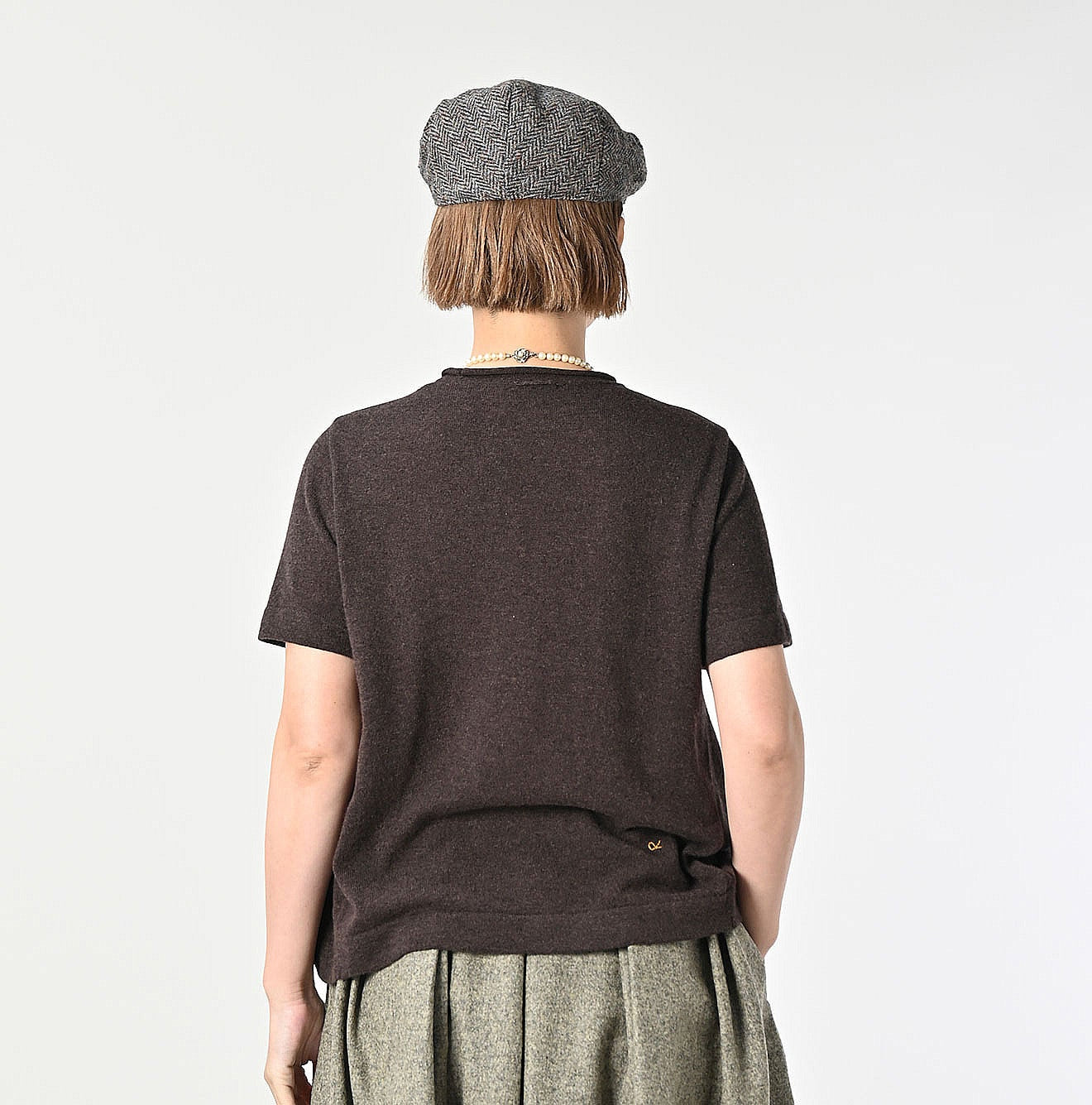 Cashmere T-shirt Female Model