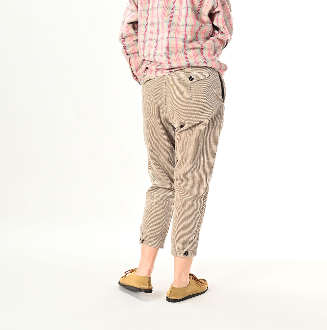 Selvedge Corduroy 908 Joppan Female Model