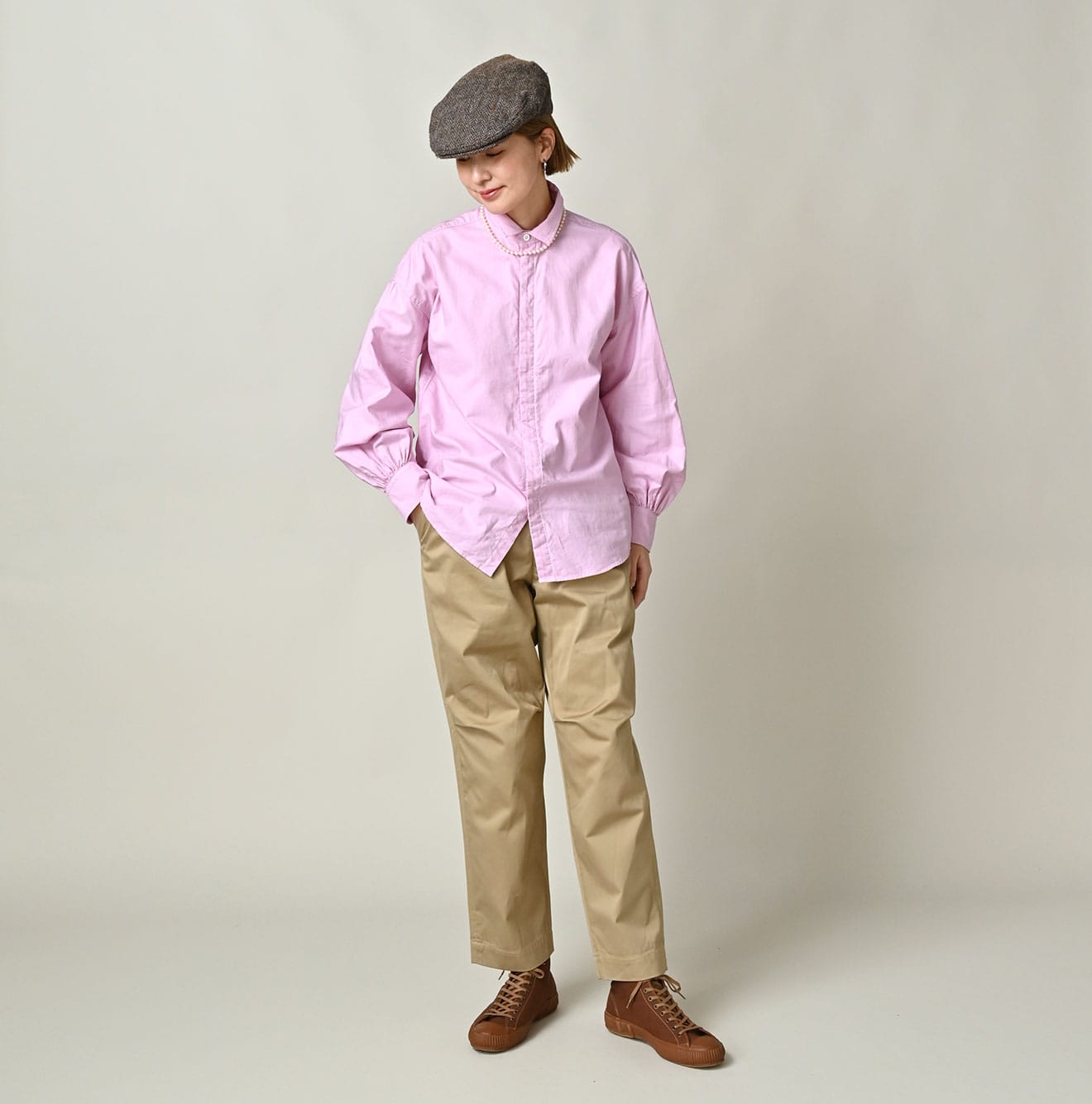 Supima OX Petit Collar Long Sleeve Coupé Shirt Female Model
