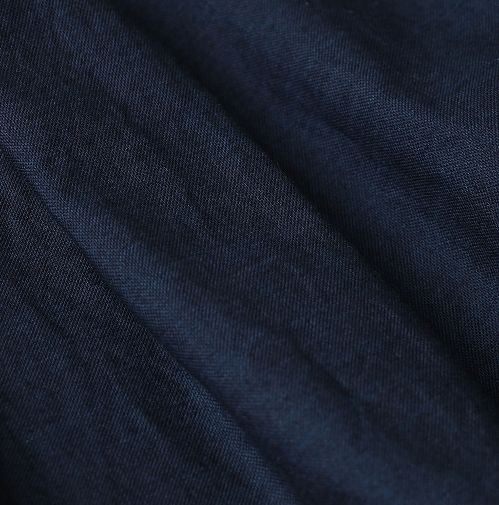 Indigo Supima OX Petit Collar Long Sleeve Coupé Shirt Detail