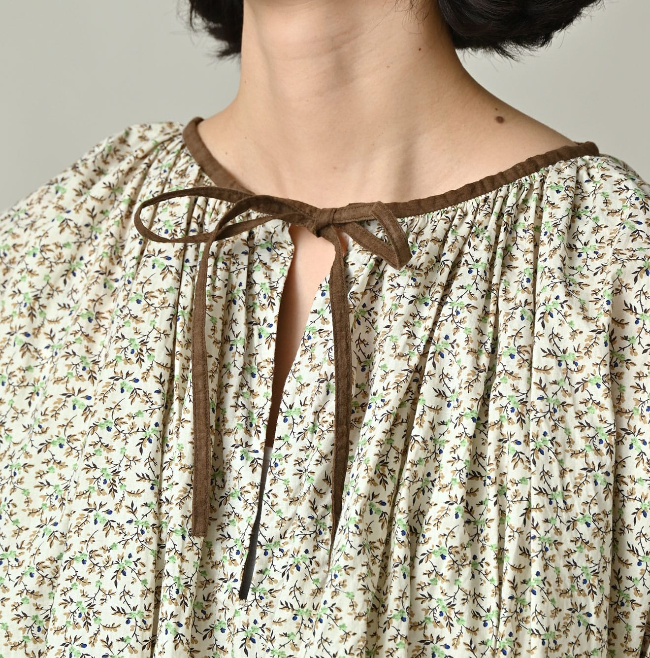 Ivy Flower Print Chou Chou Smock Blouse Detail