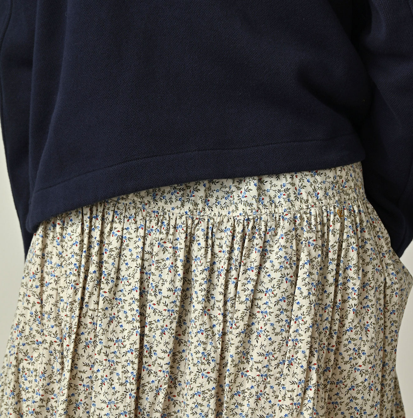 Ivy Flower Print Easy Gather Skirt Detail
