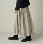 Ivy Flower Print Easy Gather Skirt Female Model