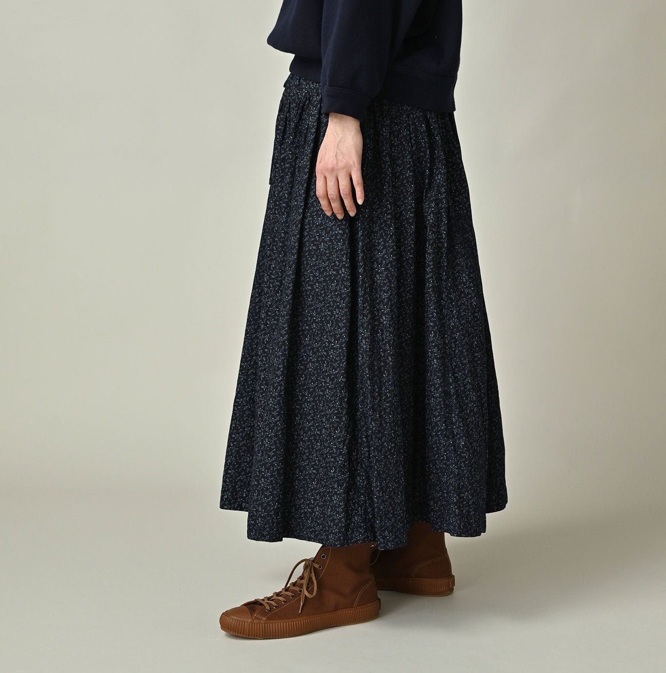 Indigo Ivy Flower Print Easy Gather Skirt Female Model
