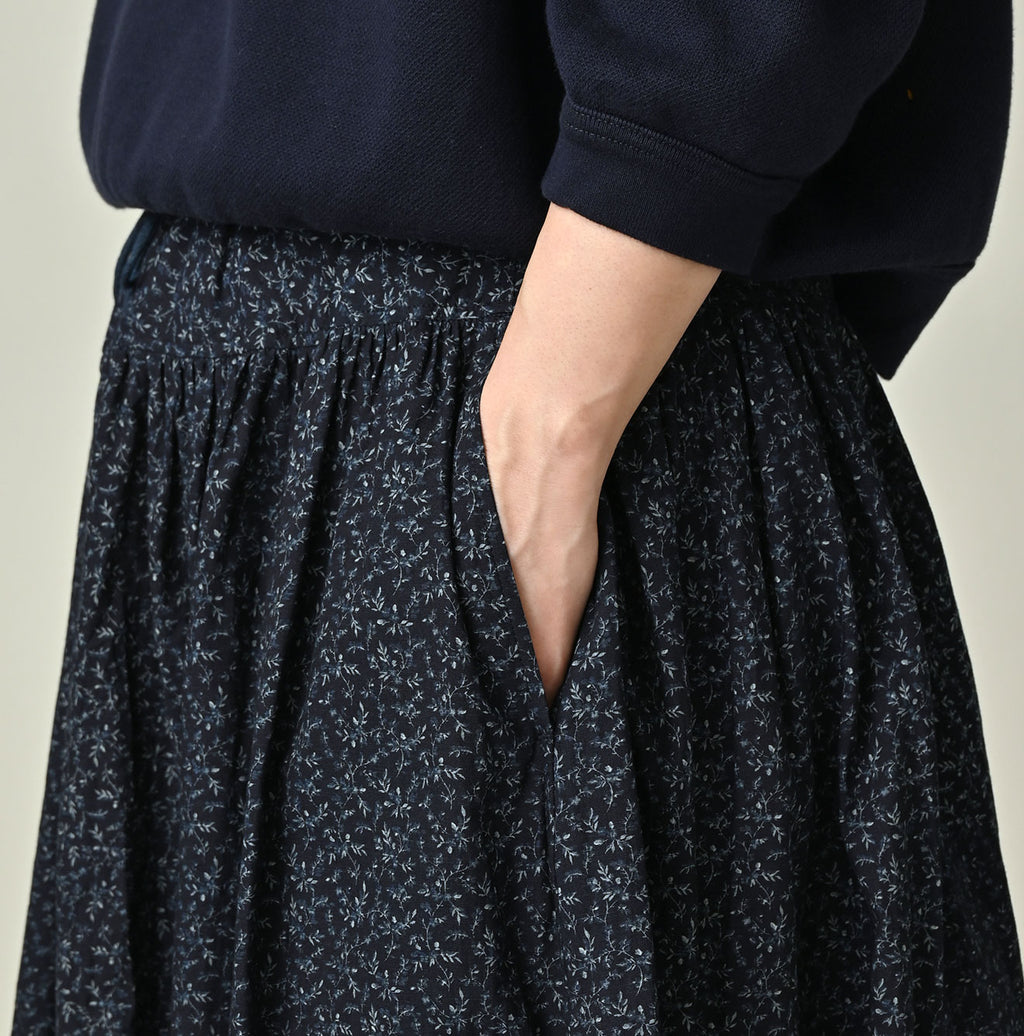 Indigo Ivy Flower Print Easy Gather Skirt Detail