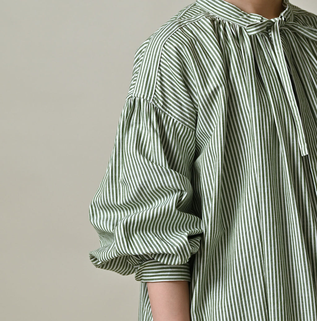 Supima OX Coupé Smock Detail