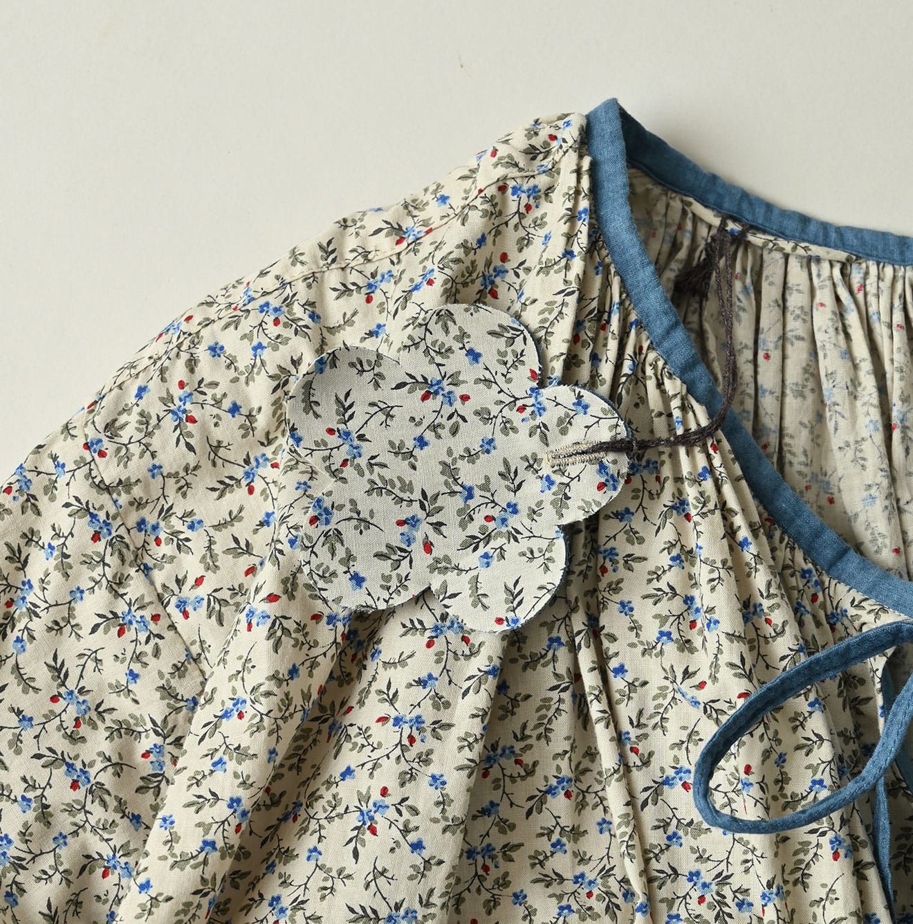 Ivy Flower Print Chou Chou Smock Dress Detail