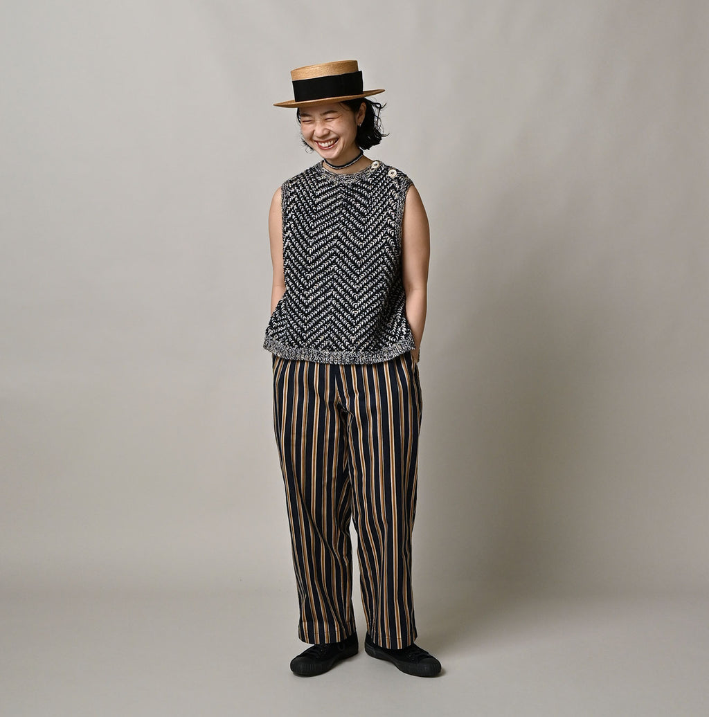 Linen Herringbone Camisole Female Model