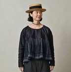 Indigo Discharge Print Aoi Sarasa Print Satin x Pleats Blouse Female Model