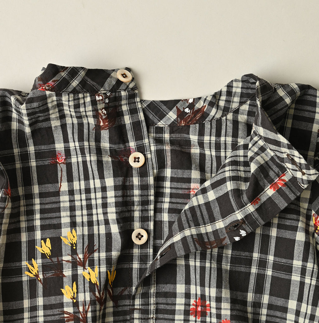 Indian Khadi OX SAIJIKI Poyon Puff Blouse Detail