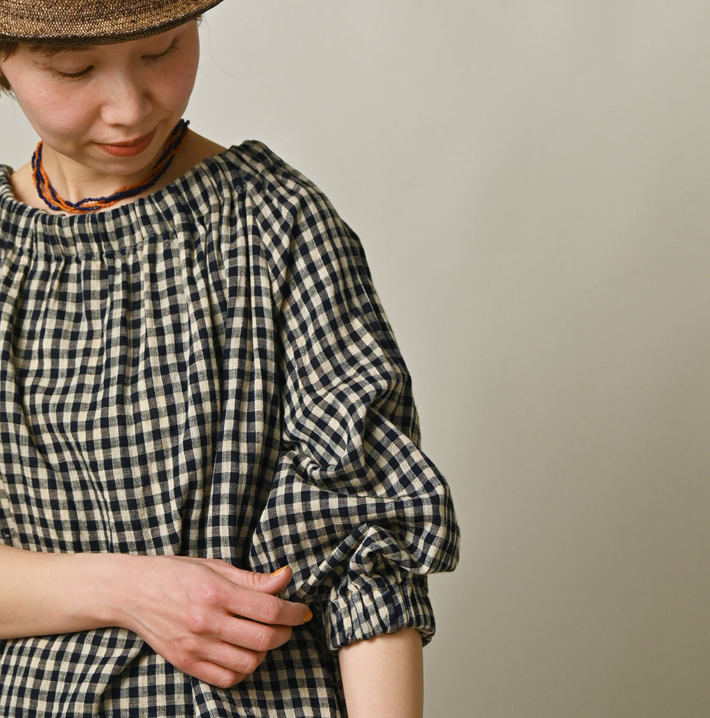 Indigo Double Woven Shirring Blouse Detail