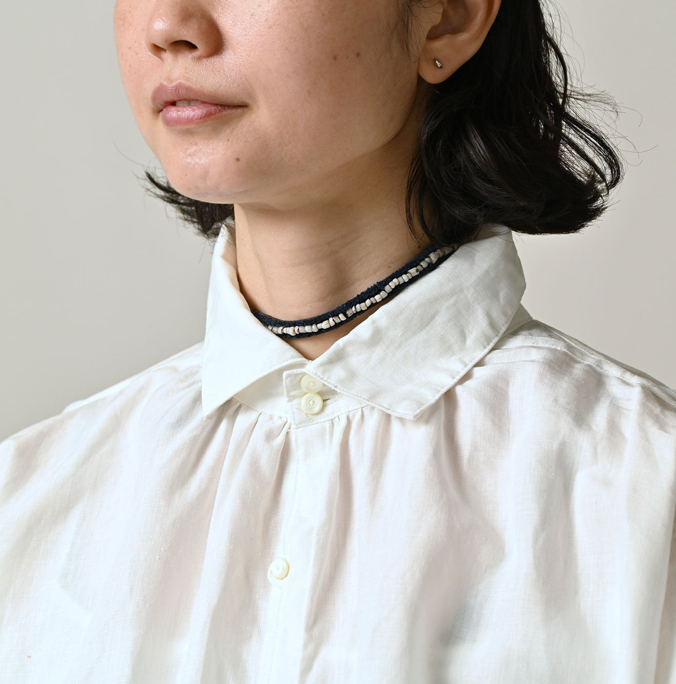 60 Linen Smock Shirt Detail