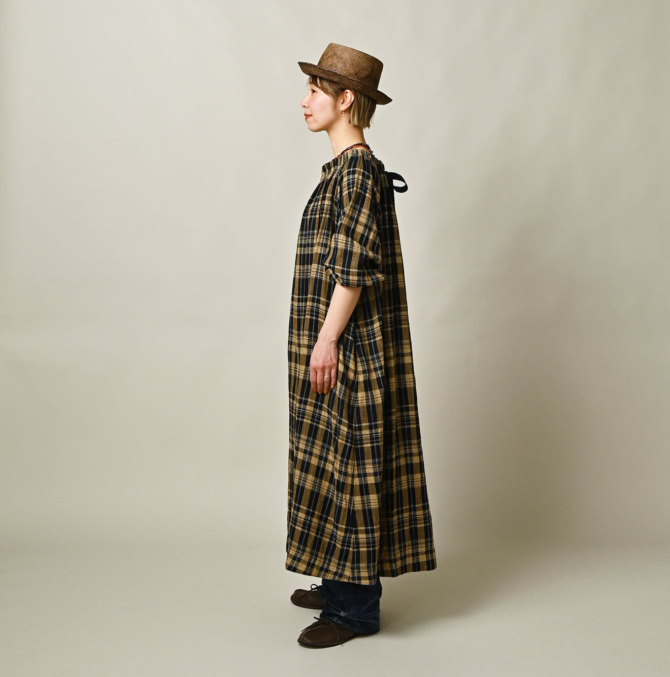Indigo Double Woven Shirring Dress Female Model
