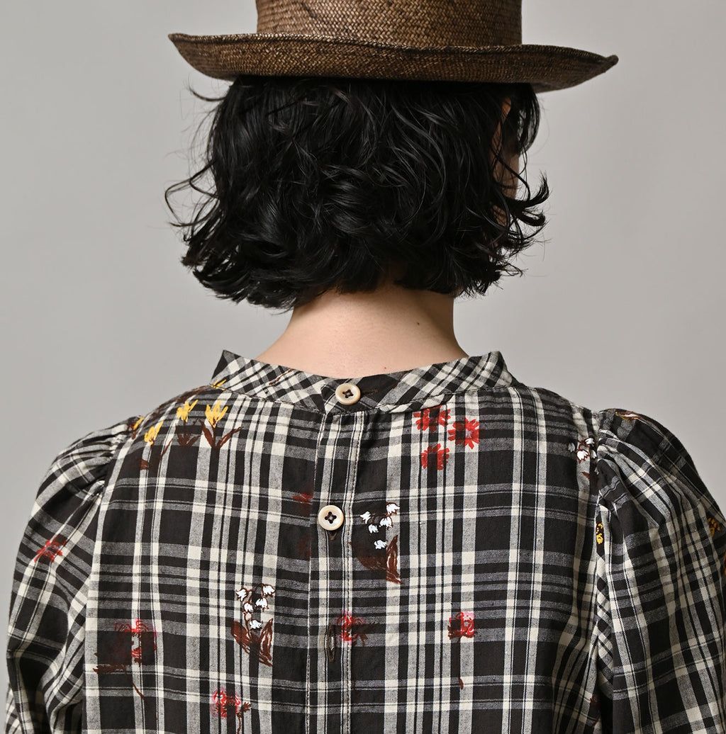 Indian Khadi OX SAIJIKI Poyon Puff Dress Detail