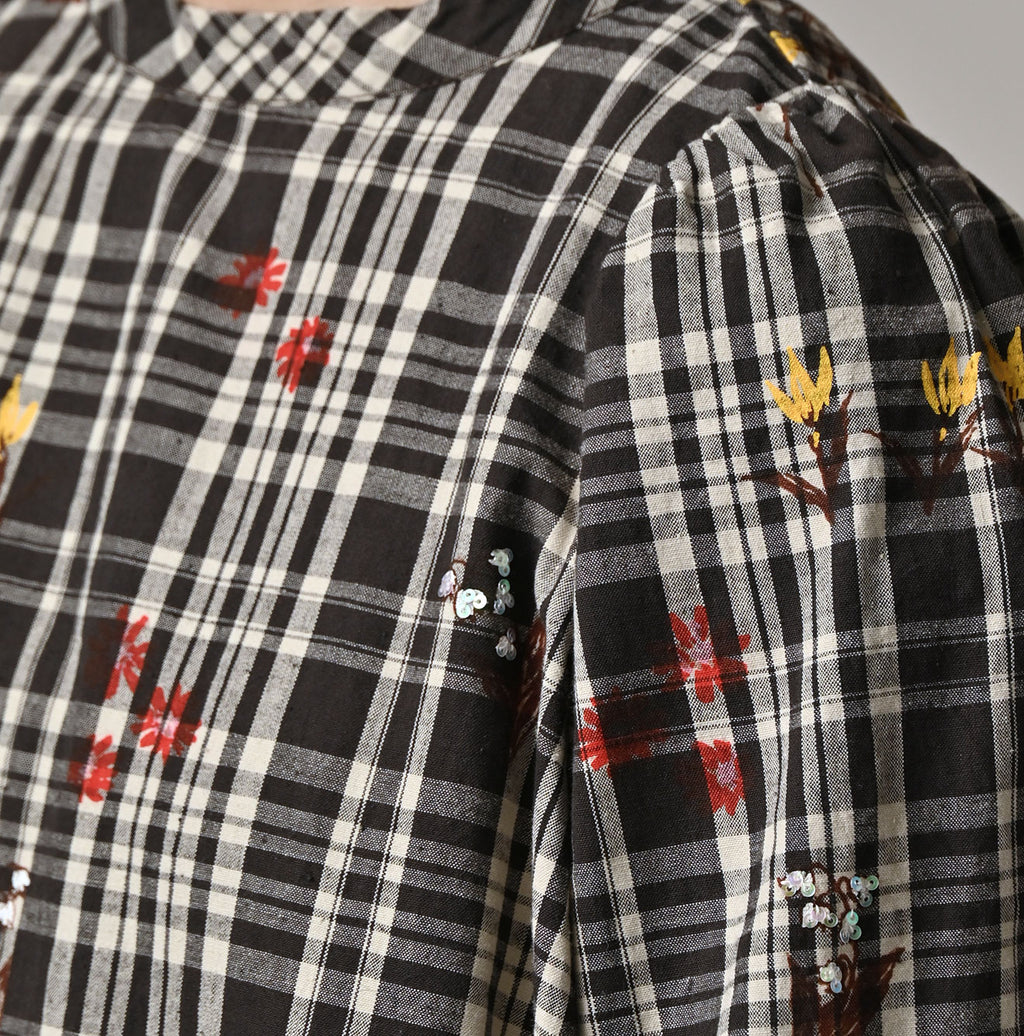 Indian Khadi OX SAIJIKI Poyon Puff Dress Detail