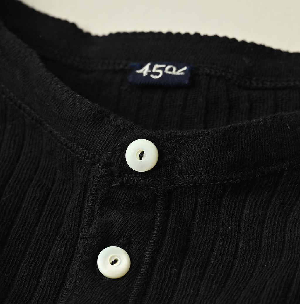 Totan Tereko Henley Detail