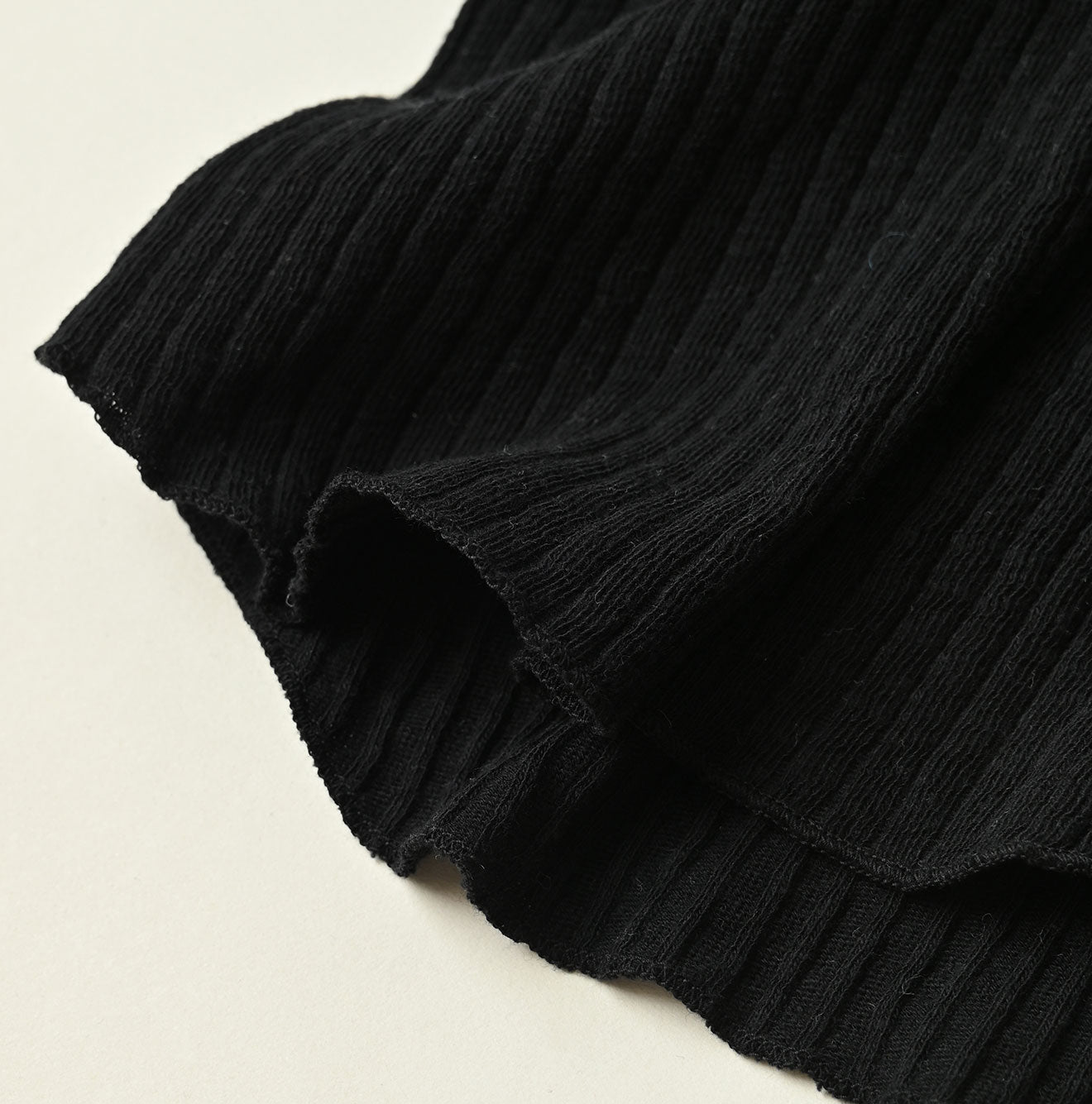 Totan Tereko Henley Detail