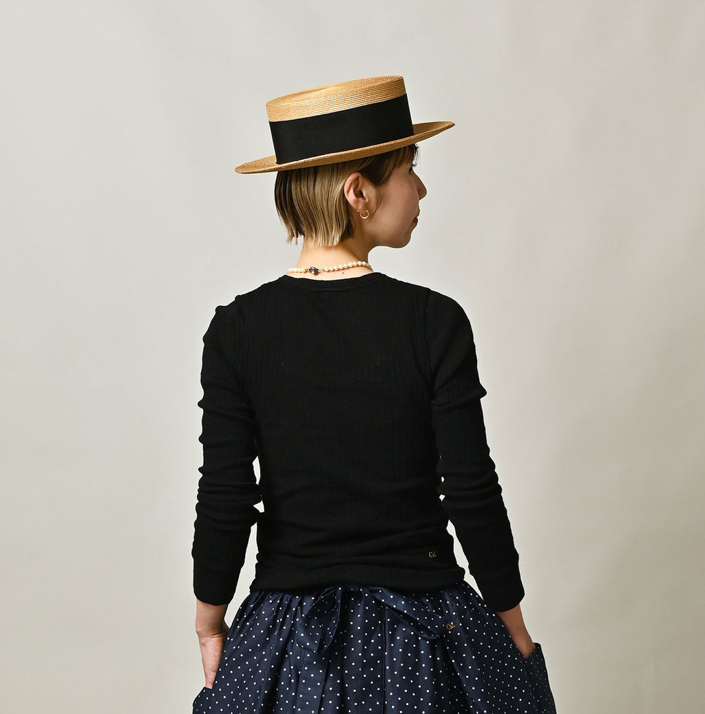 Totan Tereko Henley Female Model