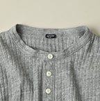 Top Totan Tereko Henley Detail