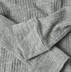 Top Totan Tereko Henley Detail