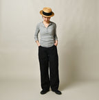 Top Totan Tereko Henley Female Model