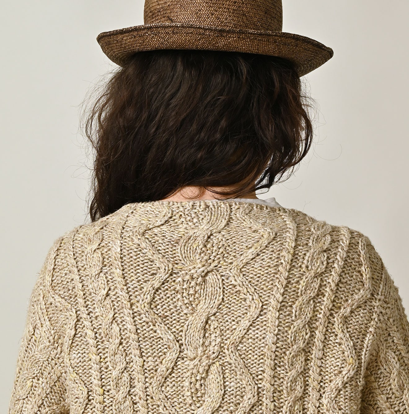 Zakkuri Linen Knitting Pattern Bolero Detail