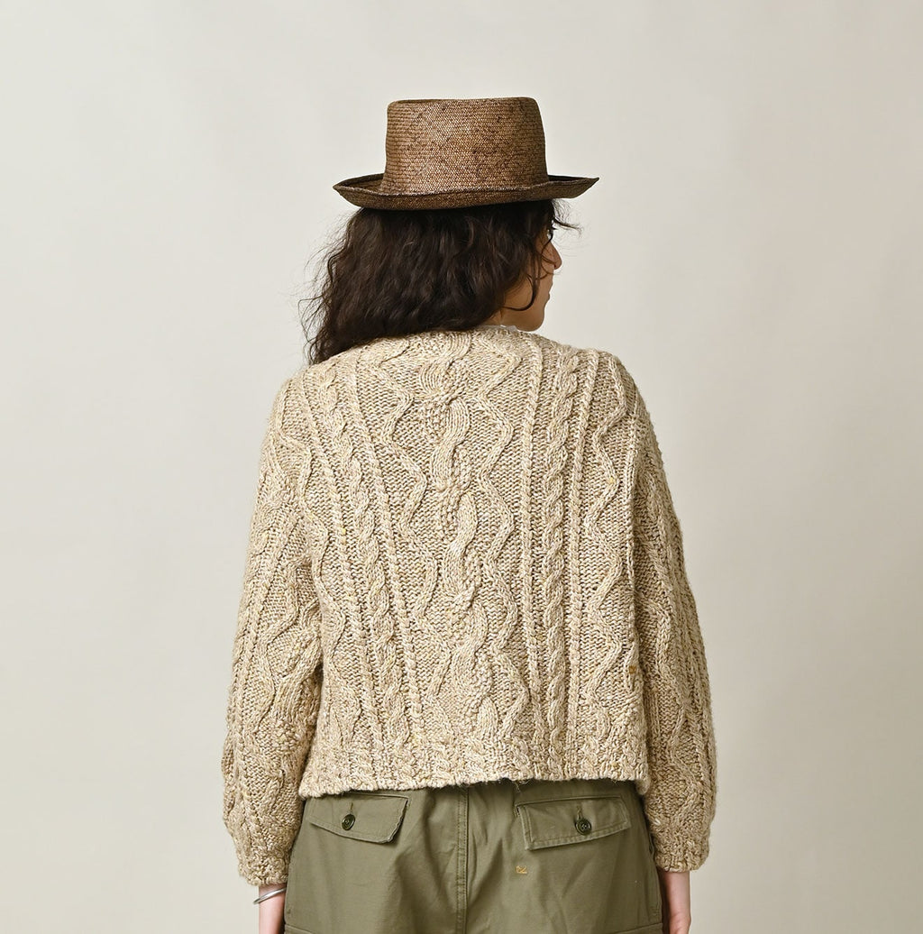 Zakkuri Linen Knitting Pattern Bolero Female Model
