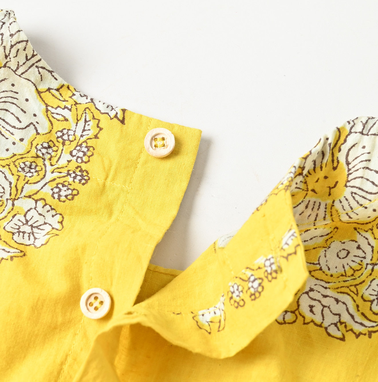 Seasonal Terms Block Print Blouse Detail