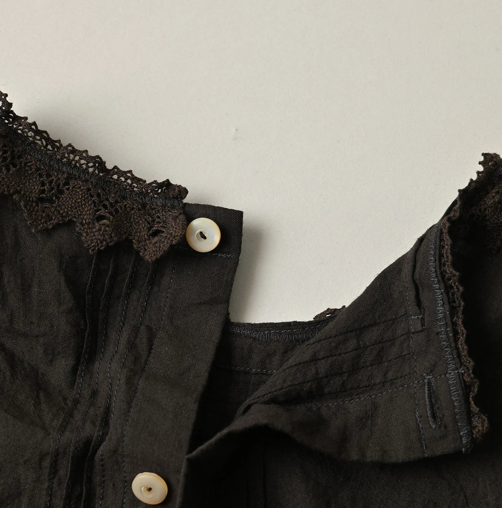 Indian Khadi Pin Tuck Lace Blouse Detail