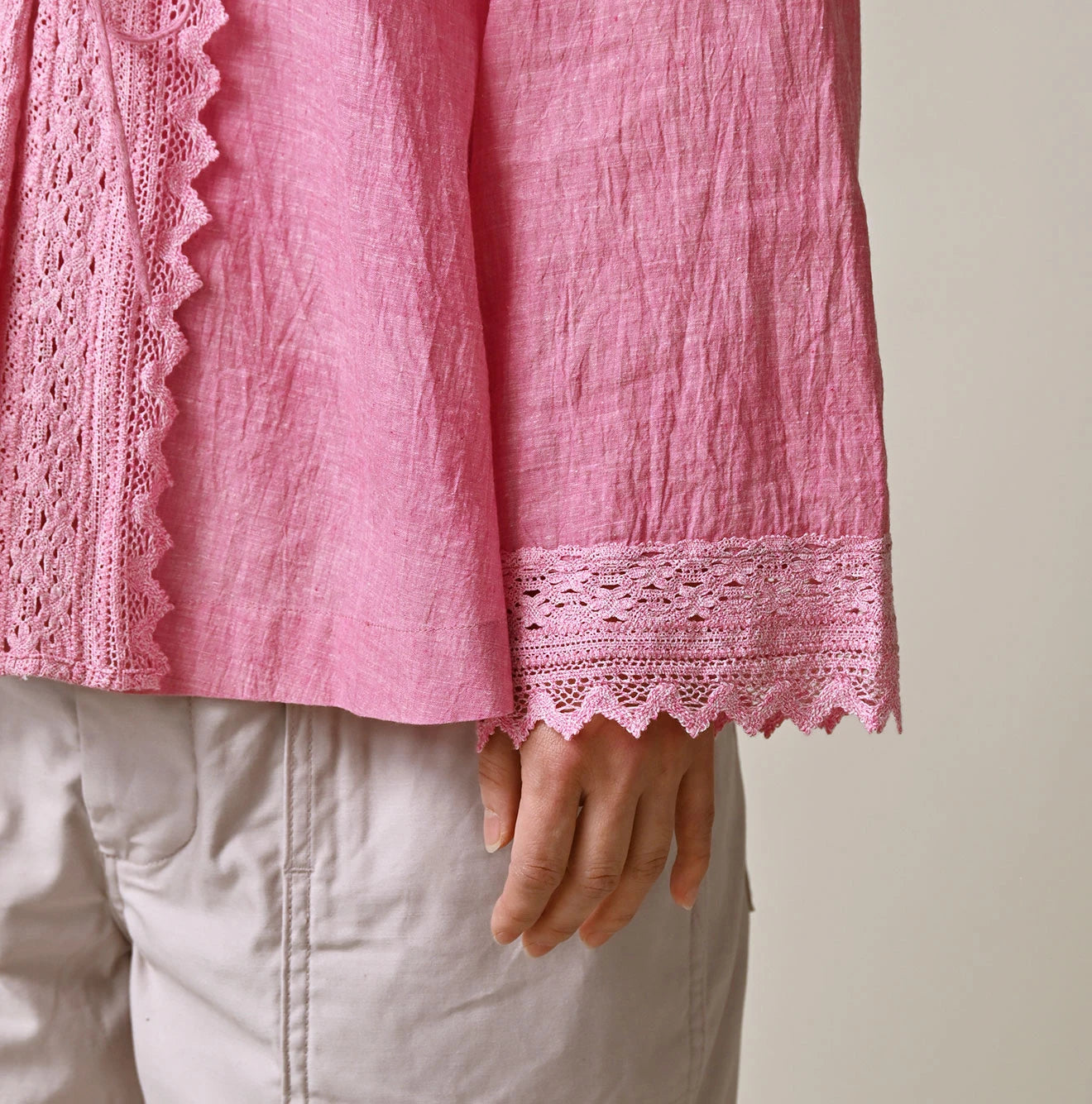 Indian Khadi Lace Cache-Coeur Detail