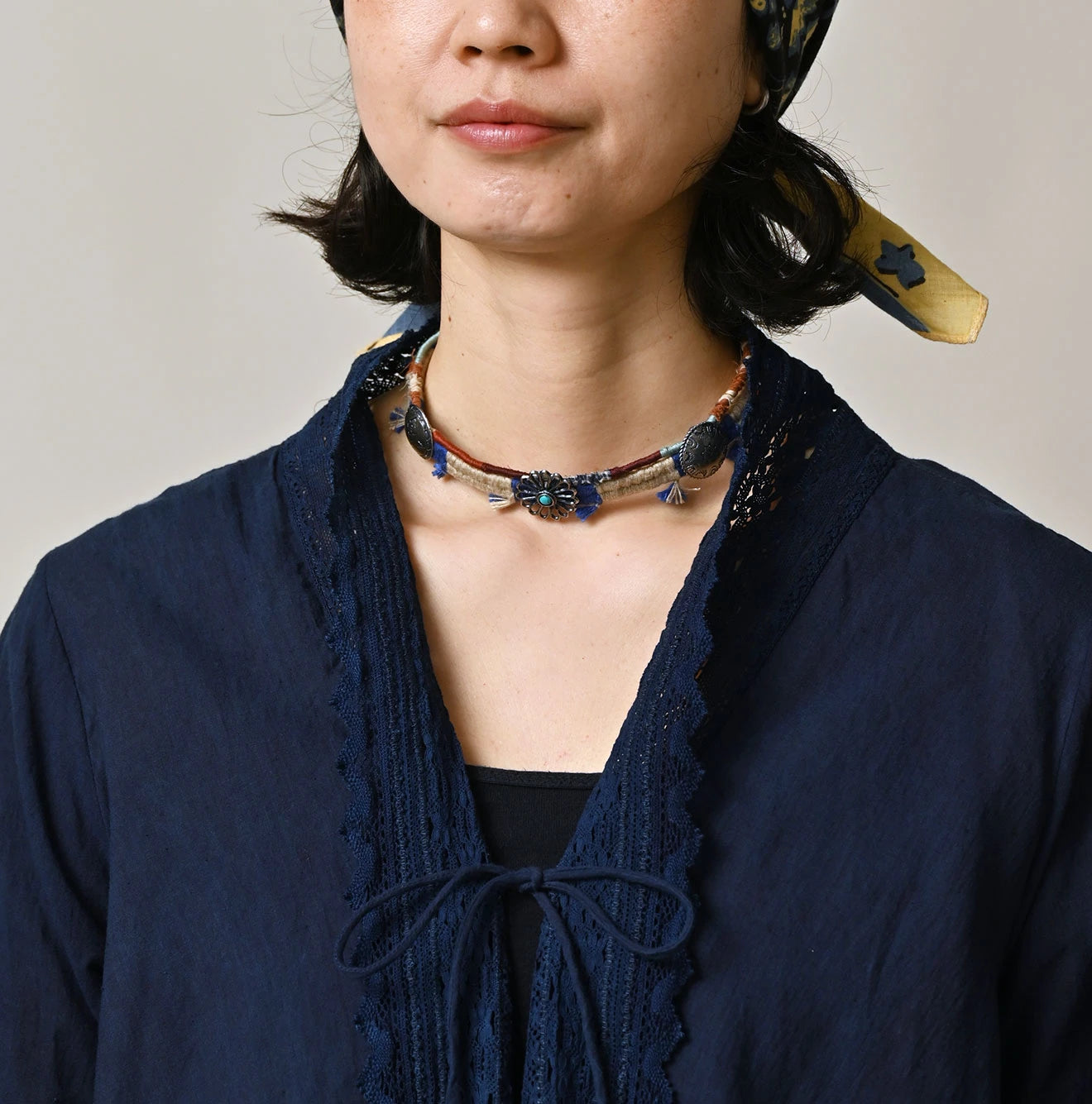 Ai Indian Khadi Lace Cache-Coeur Detail